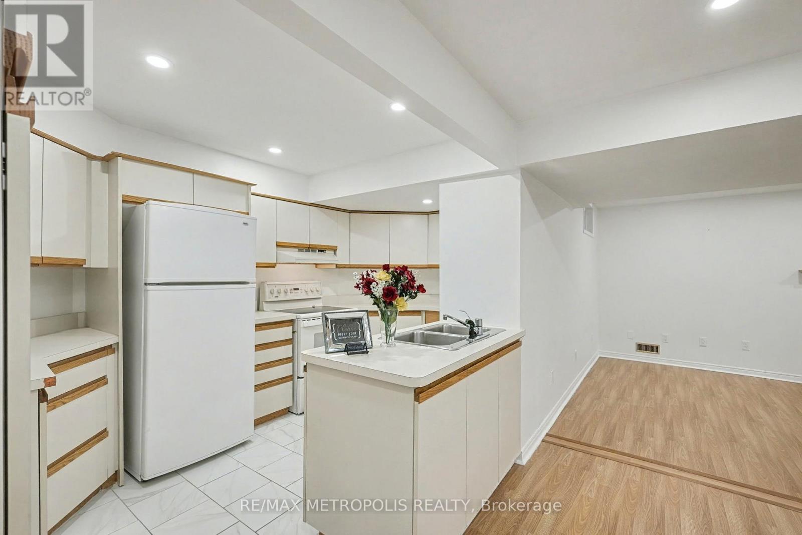 Bsmt - 1105 Petunia Place, Pickering, Ontario  L1V 4N5 - Photo 16 - E12912250