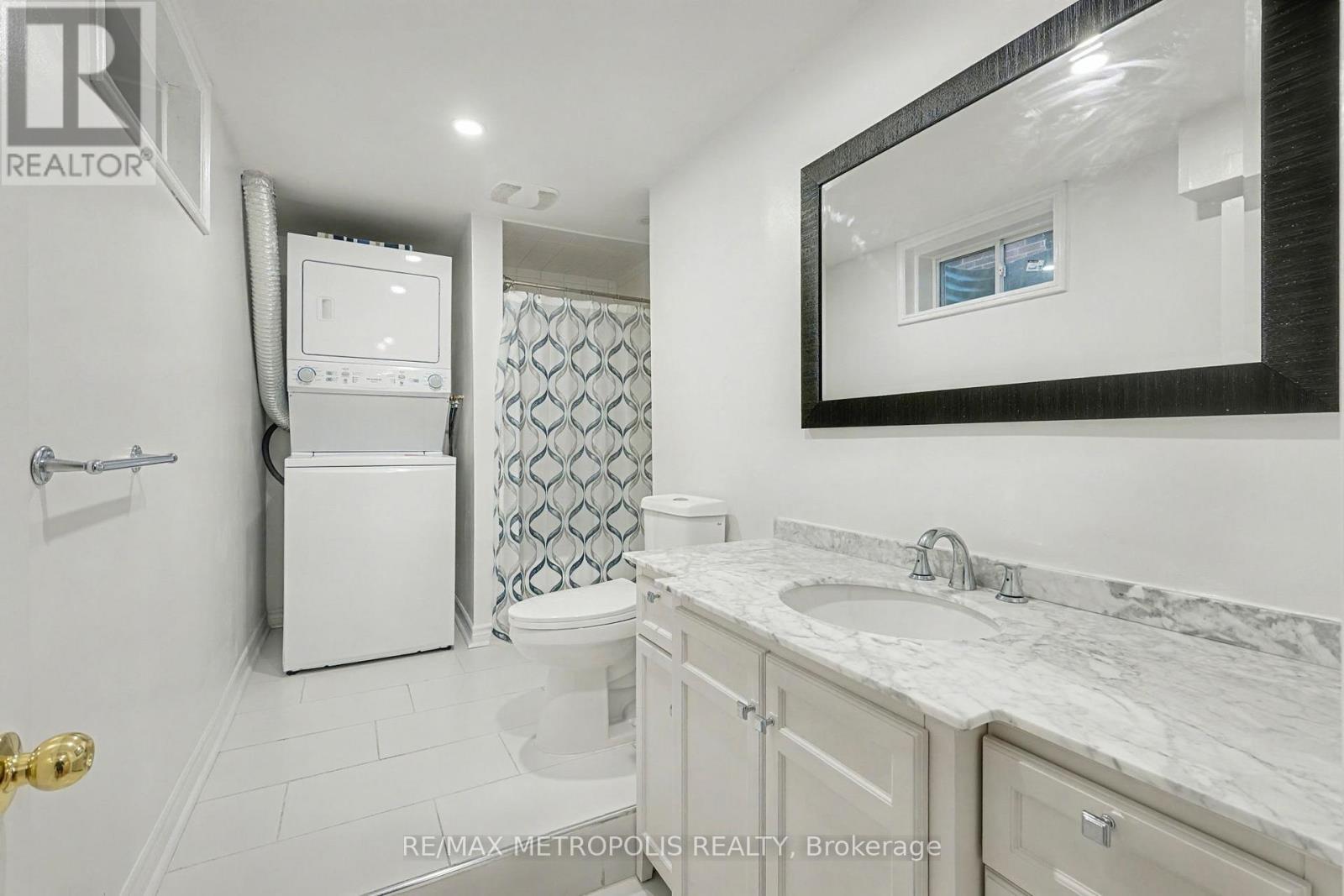 Bsmt - 1105 Petunia Place, Pickering, Ontario  L1V 4N5 - Photo 23 - E12912250