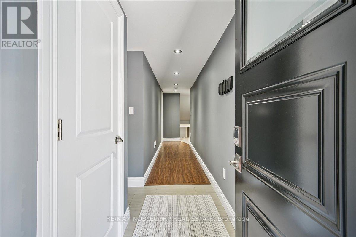 77 Crayford Drive, Toronto, Ontario  M1W 3B5 - Photo 24 - E12912294