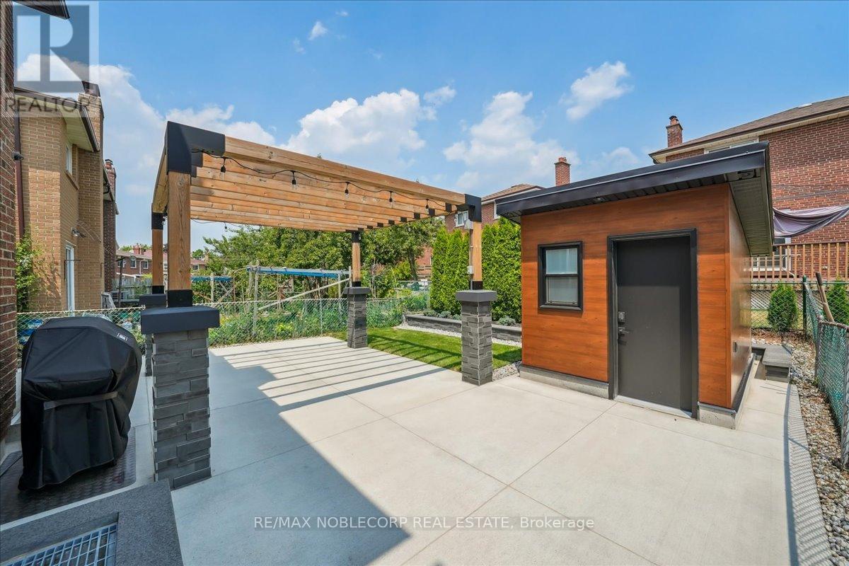 77 Crayford Drive, Toronto, Ontario  M1W 3B5 - Photo 45 - E12912294