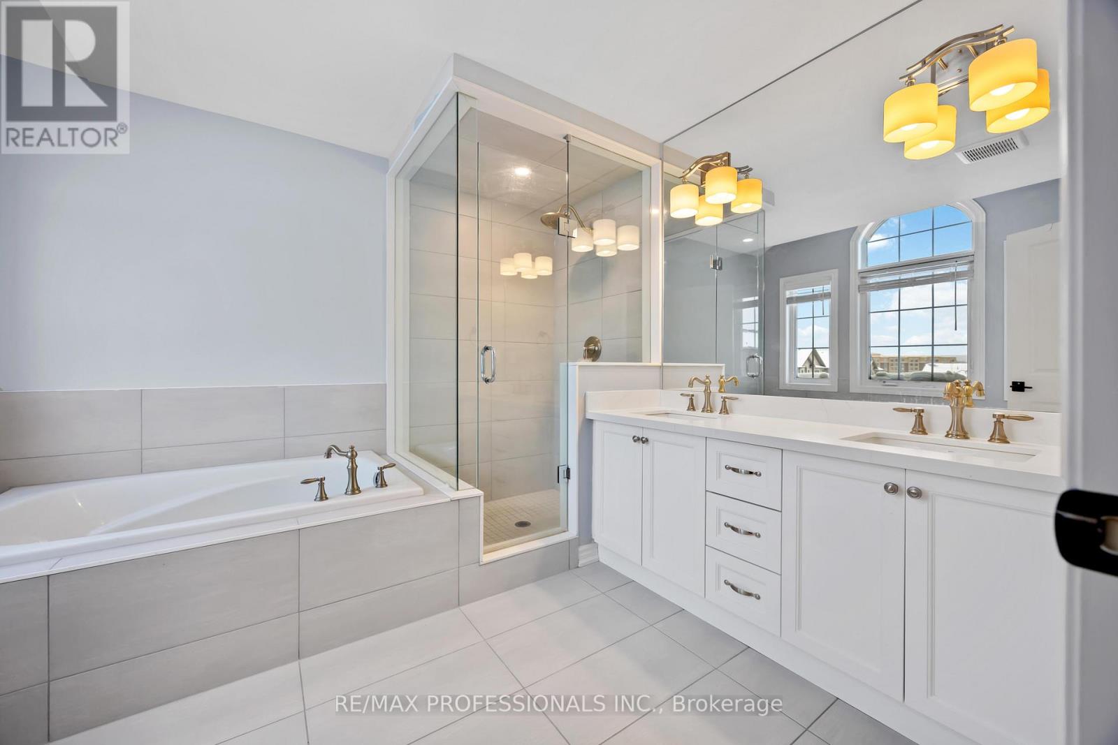 31 Gord Matthews Way, Uxbridge, Ontario  L9P 0E9 - Photo 22 - N12912214