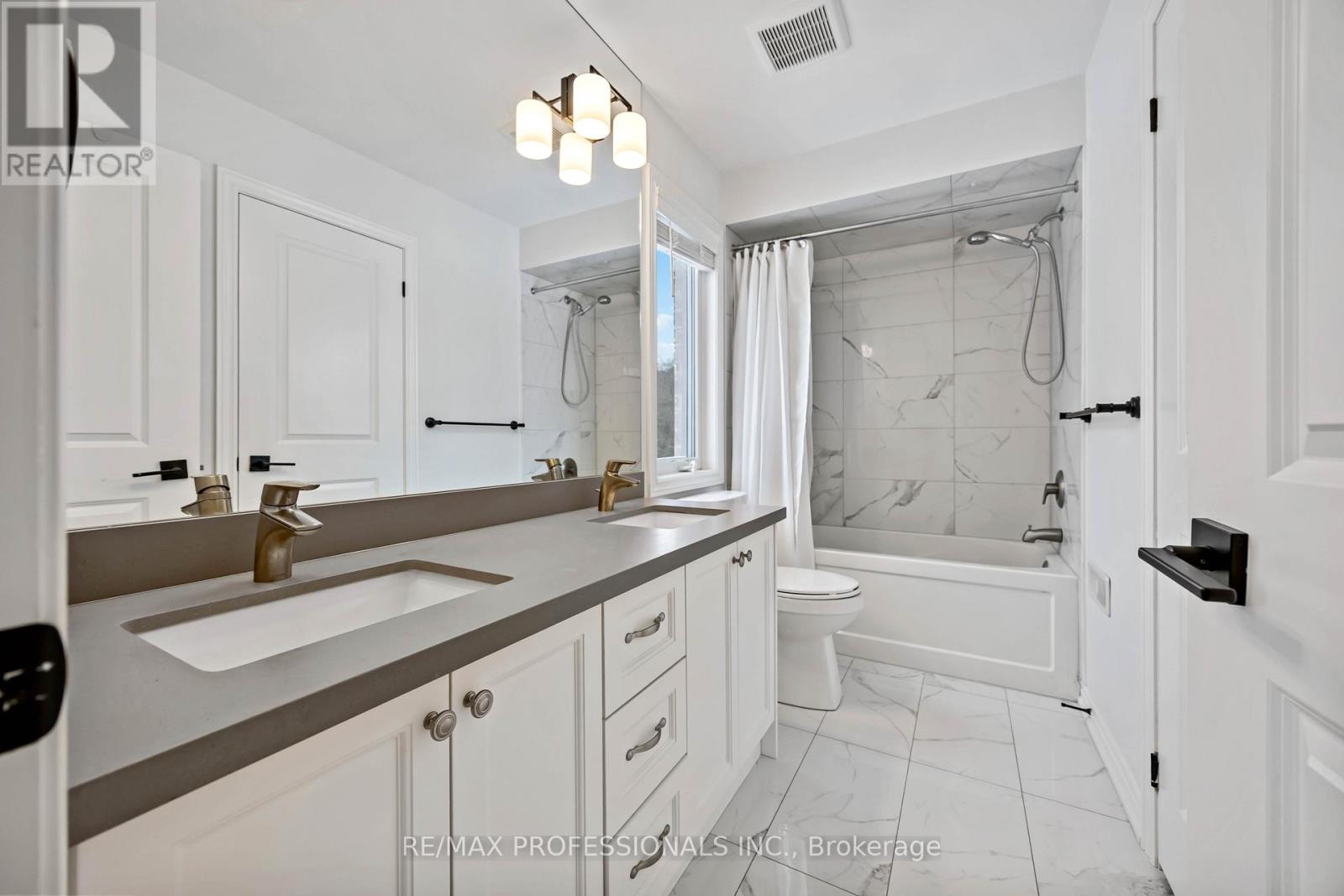 31 Gord Matthews Way, Uxbridge, Ontario  L9P 0E9 - Photo 26 - N12912214