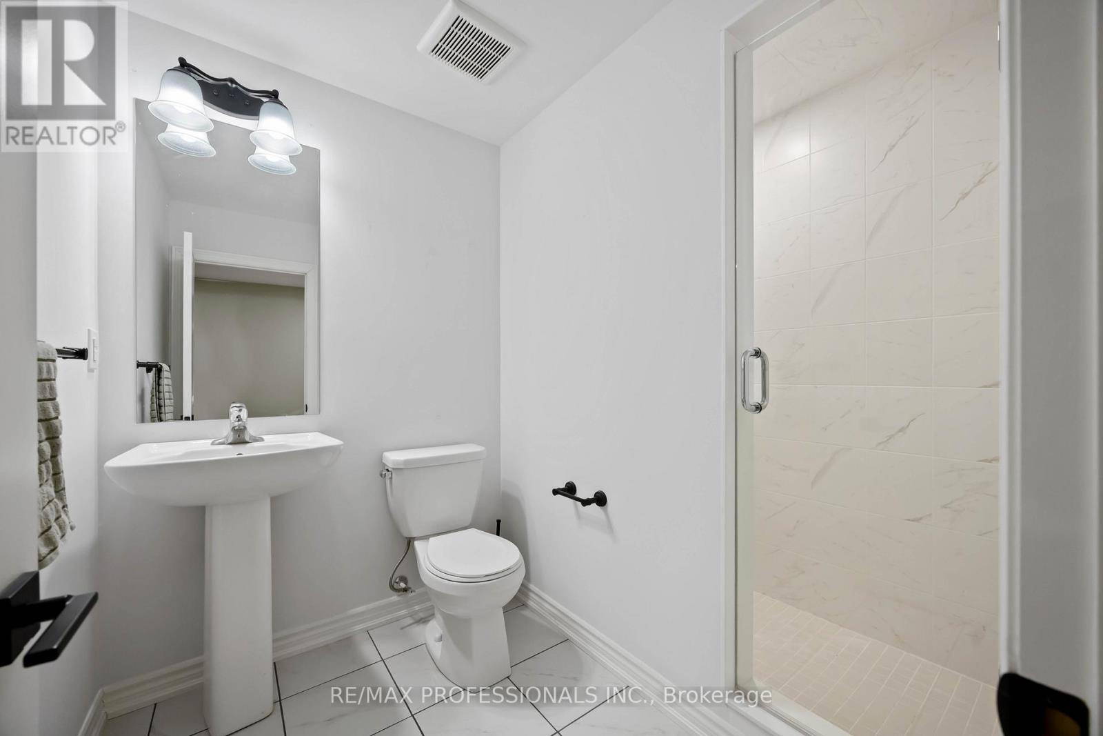 31 Gord Matthews Way, Uxbridge, Ontario  L9P 0E9 - Photo 31 - N12912214