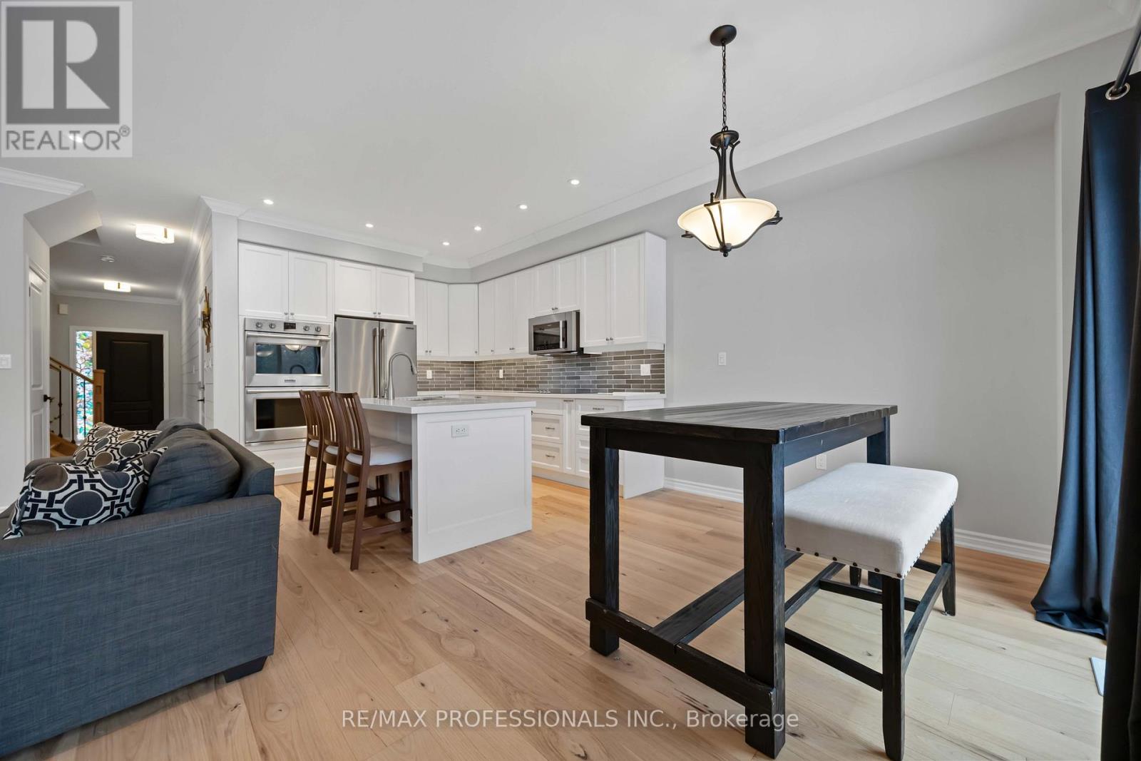 31 Gord Matthews Way, Uxbridge, Ontario  L9P 0E9 - Photo 9 - N12912214