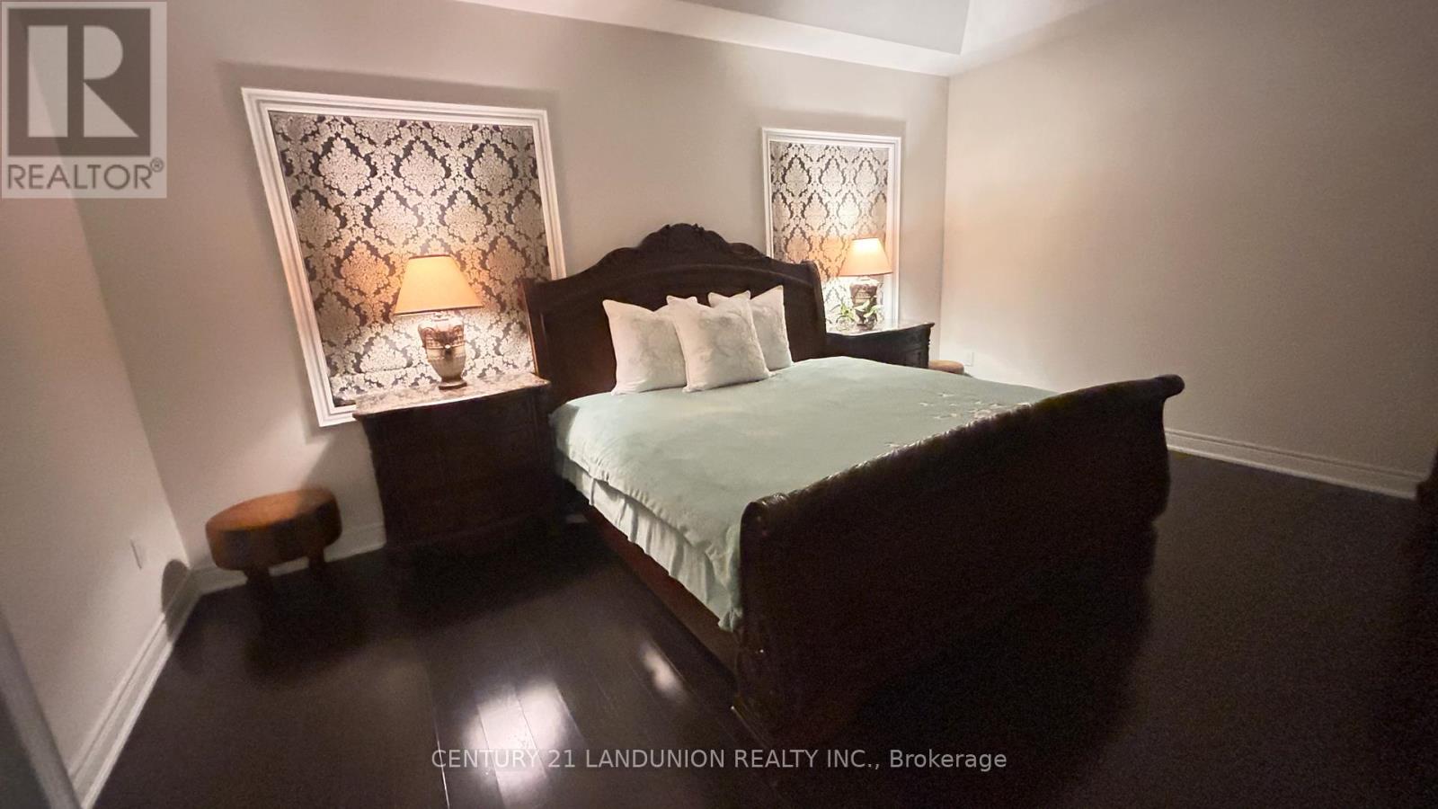 Unknown Address, ,     - Photo 3 - N12912284