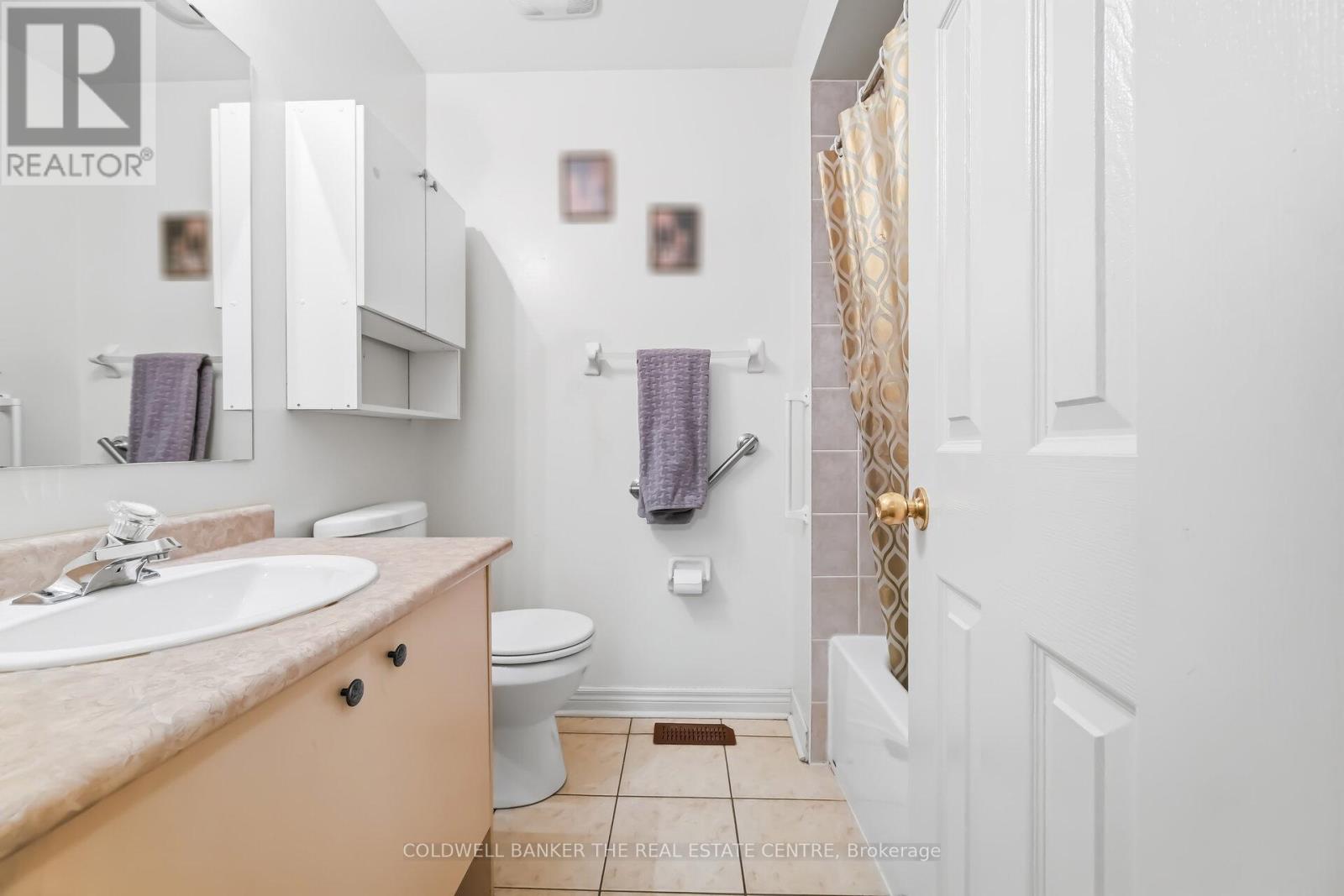 67 Macbride Crescent, Vaughan, Ontario  L6A 3R3 - Photo 22 - N12912286