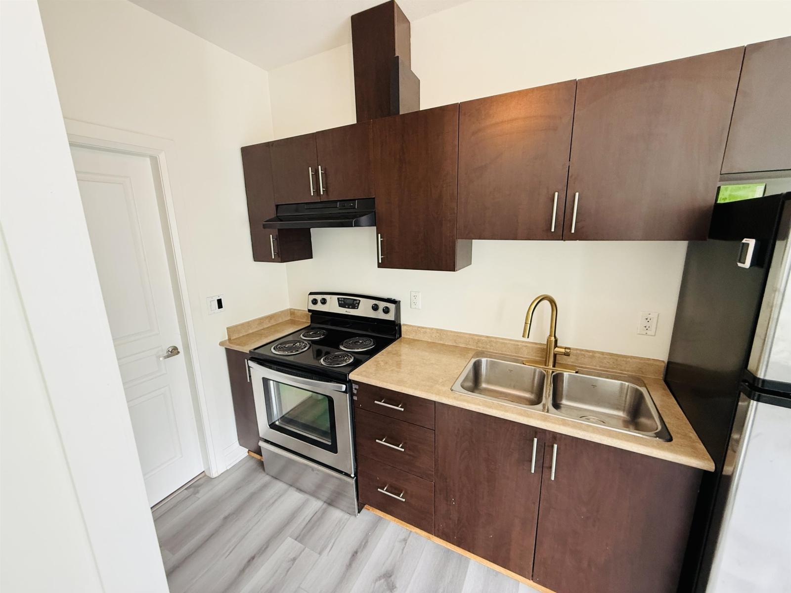 7012 194b Street, Surrey, British Columbia  V6V 2T5 - Photo 8 - R3102730