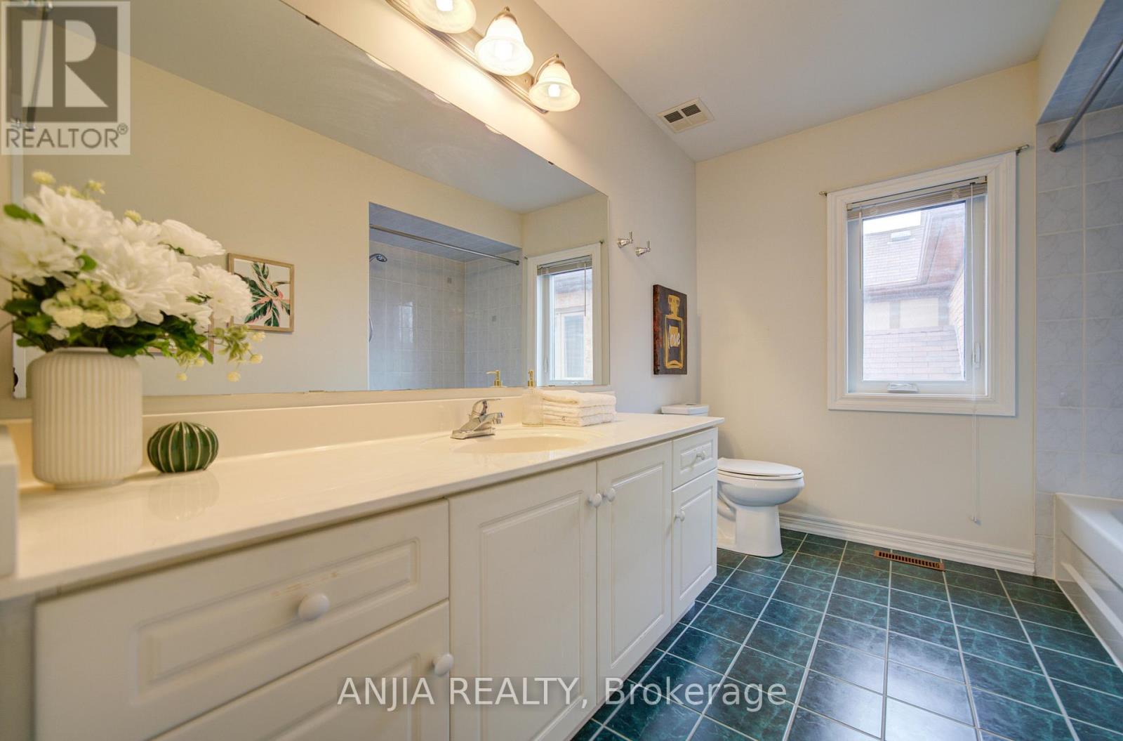 149 Quince Crescent, Markham, Ontario  L3S 3W8 - Photo 28 - N12911832