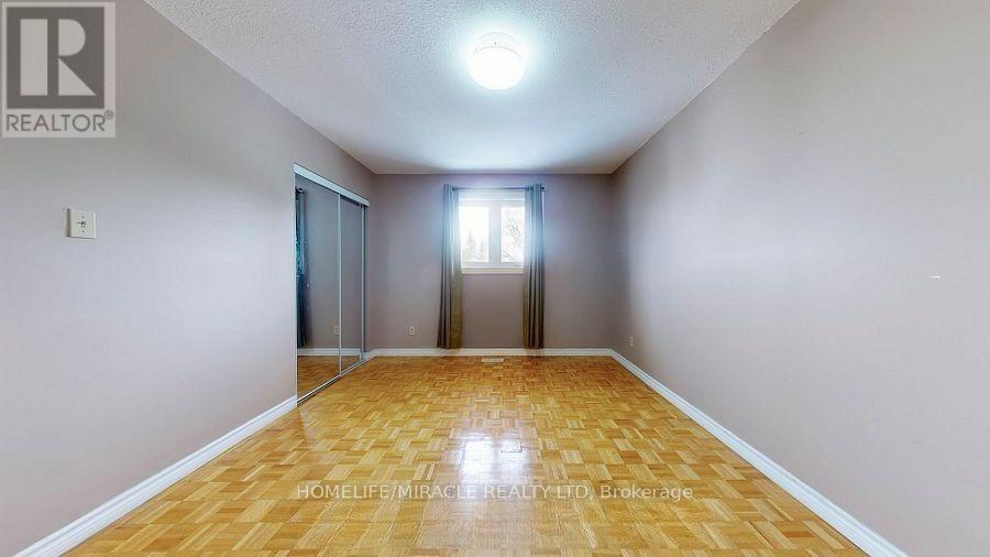 118 Wexford Road, Brampton, Ontario  L6Z 2T5 - Photo 16 - W12912228