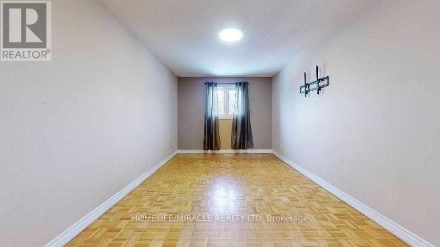 118 Wexford Road, Brampton, Ontario  L6Z 2T5 - Photo 17 - W12912228