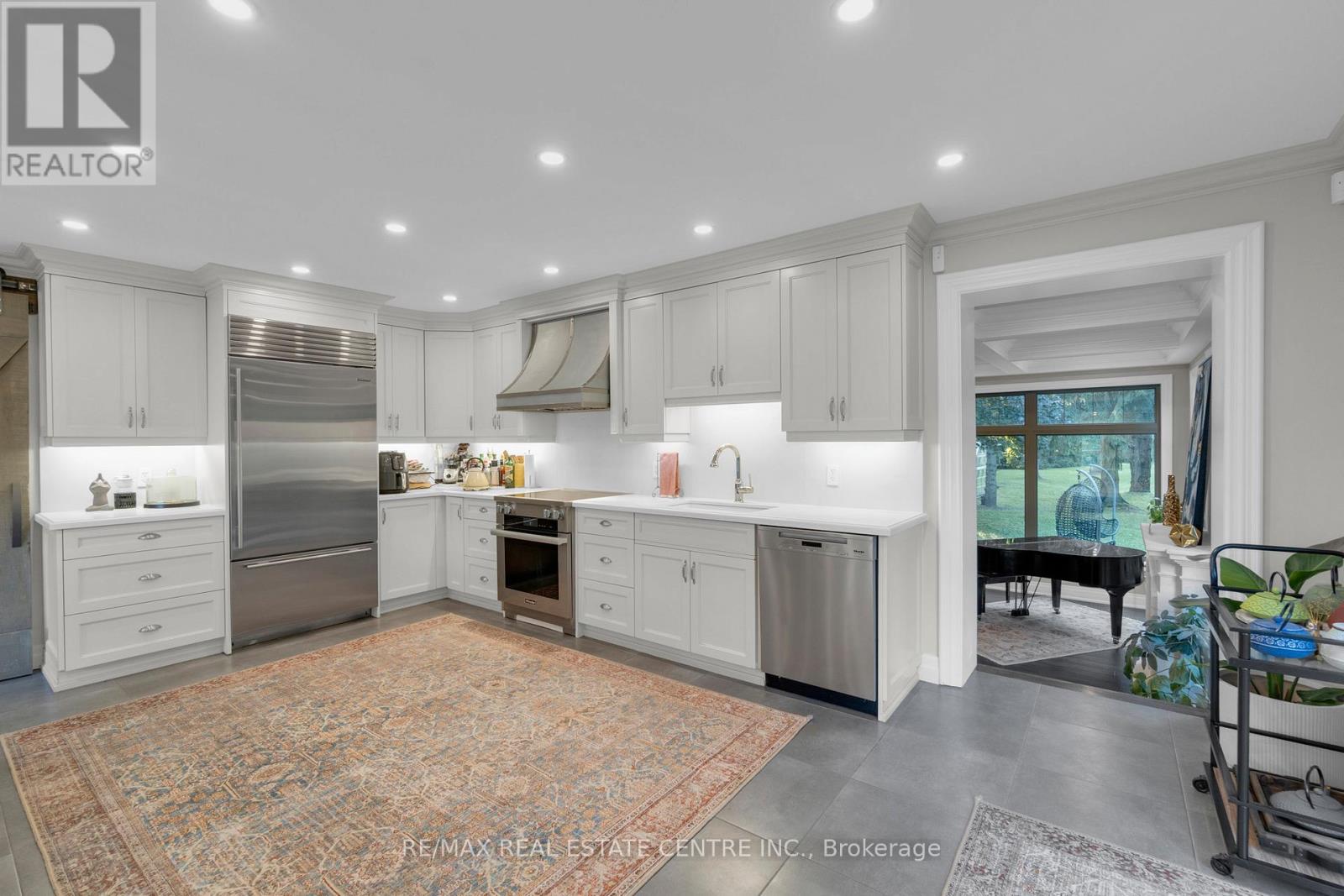 1175 Derry Road, Milton, Ontario  L0P 1B0 - Photo 15 - W12912268