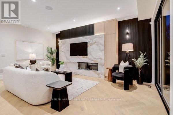 33 Twelfth Street, Toronto, Ontario  M8V 3G8 - Photo 5 - W12912292