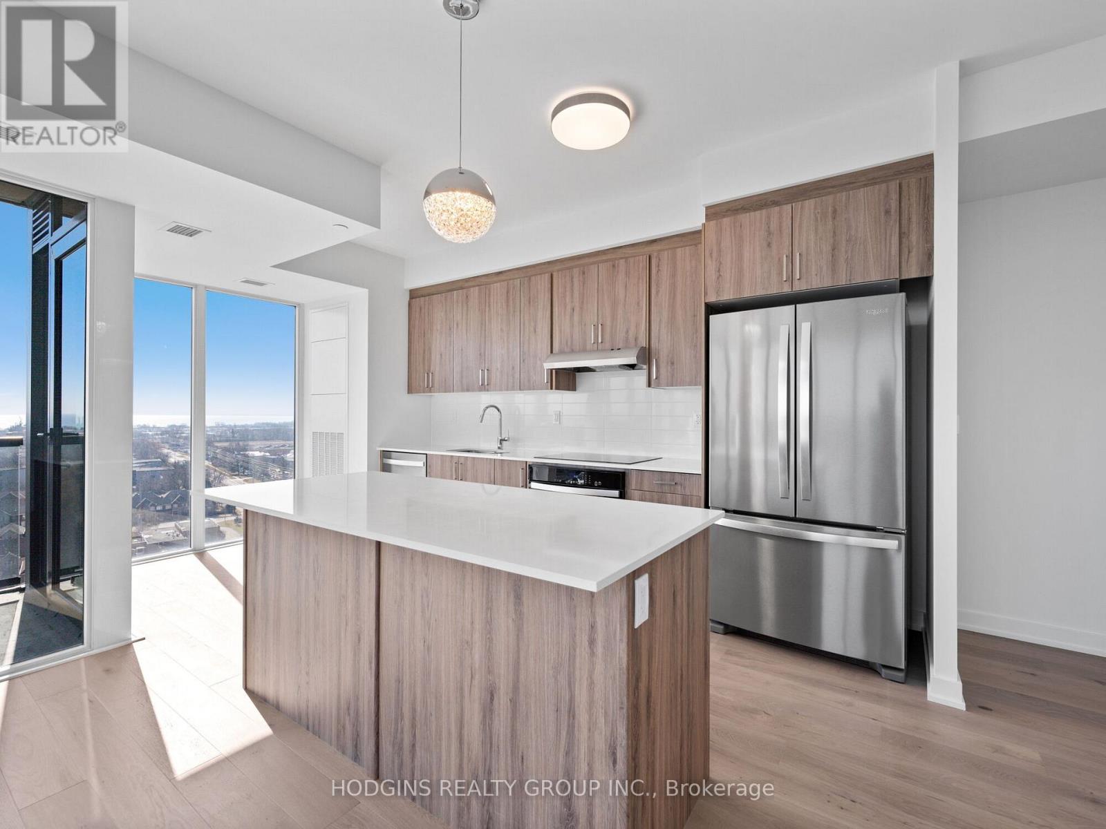 Lph 1802 - 1035 Southdown Road, Mississauga, Ontario  L5J 0A2 - Photo 13 - W12912302