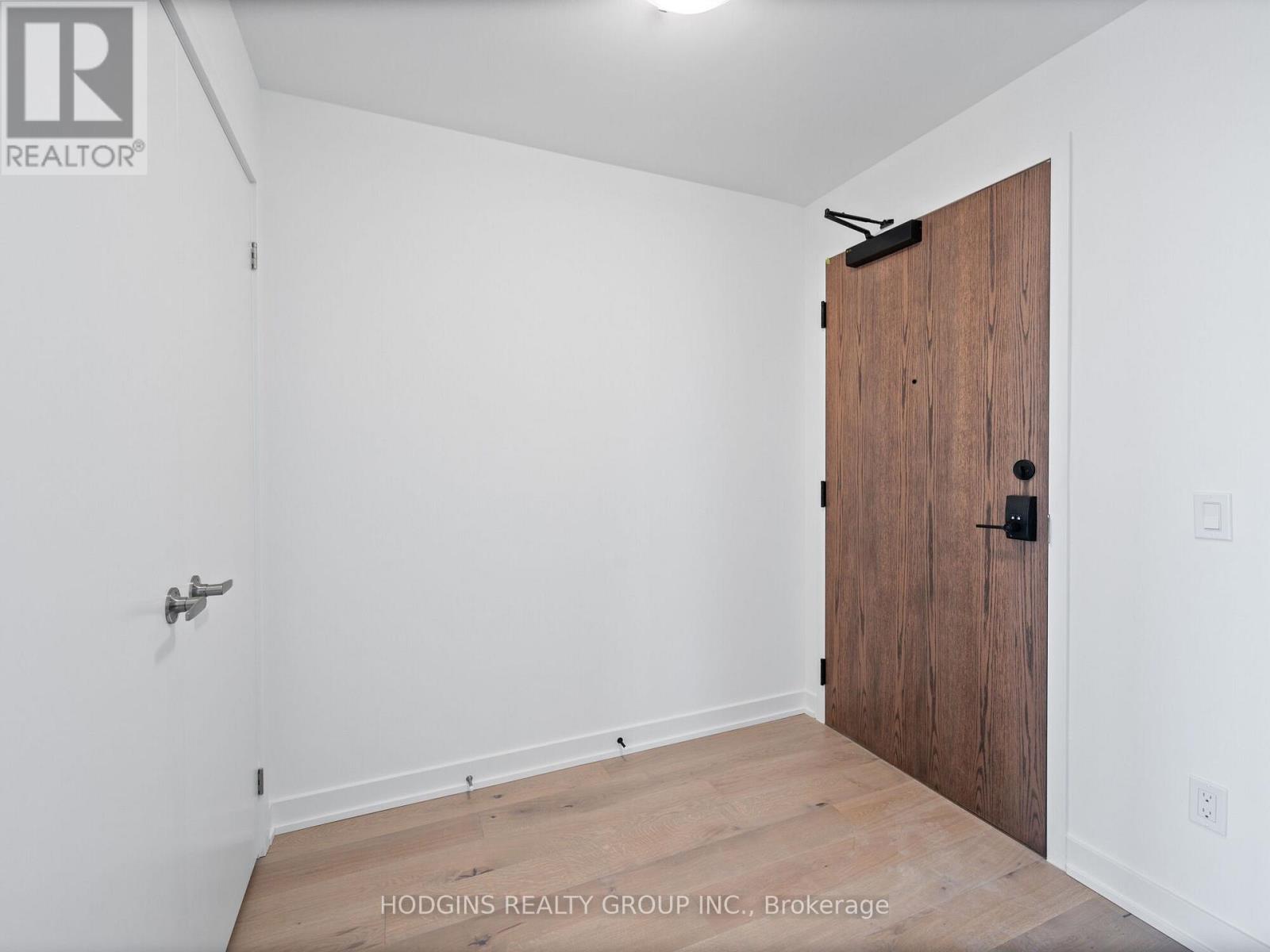 Lph 1802 - 1035 Southdown Road, Mississauga, Ontario  L5J 0A2 - Photo 28 - W12912302