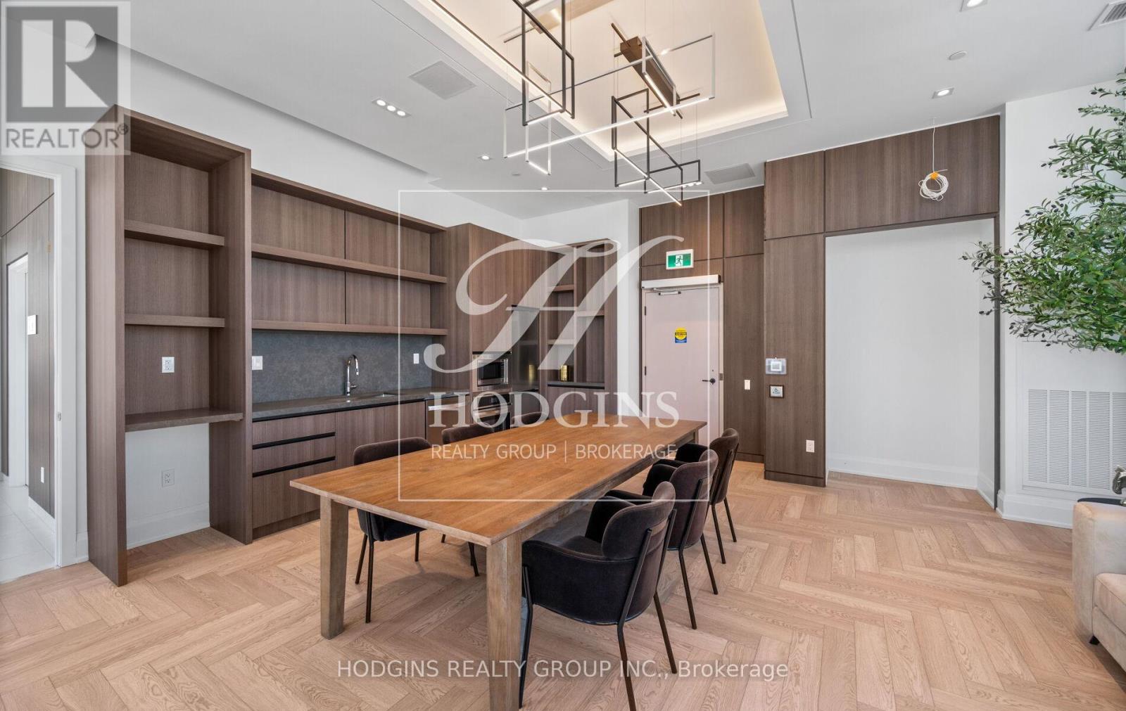 Lph 1802 - 1035 Southdown Road, Mississauga, Ontario  L5J 0A2 - Photo 32 - W12912302