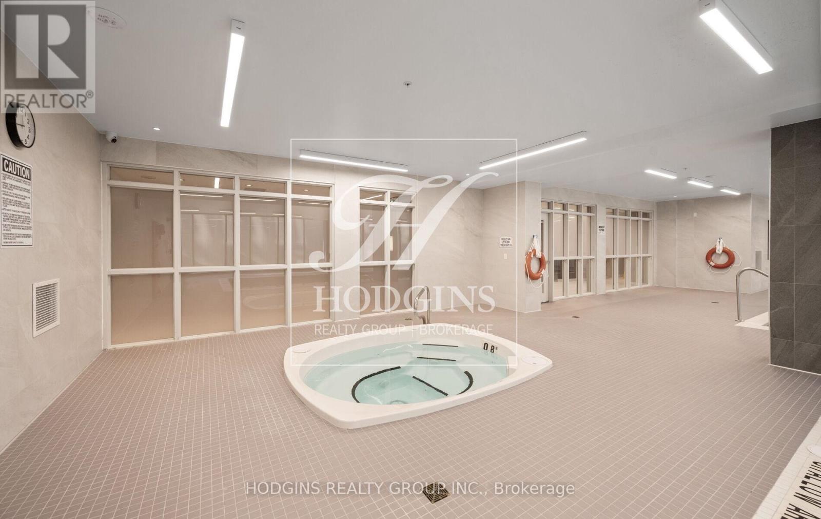 Lph 1802 - 1035 Southdown Road, Mississauga, Ontario  L5J 0A2 - Photo 33 - W12912302