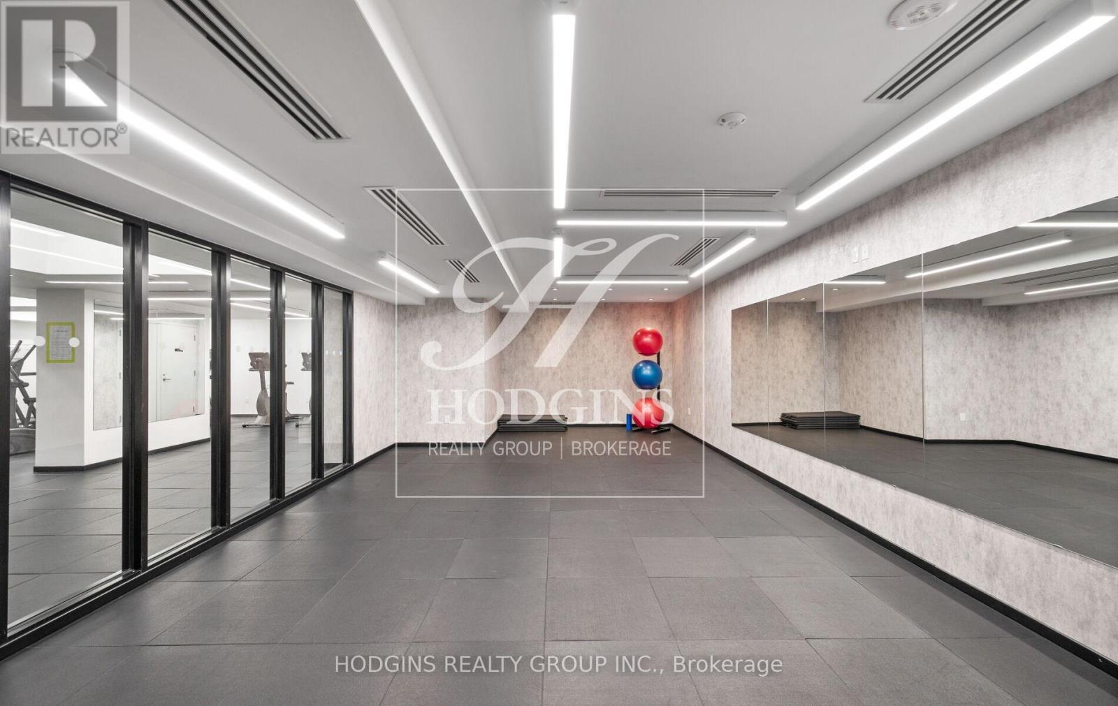 Lph 1802 - 1035 Southdown Road, Mississauga, Ontario  L5J 0A2 - Photo 37 - W12912302