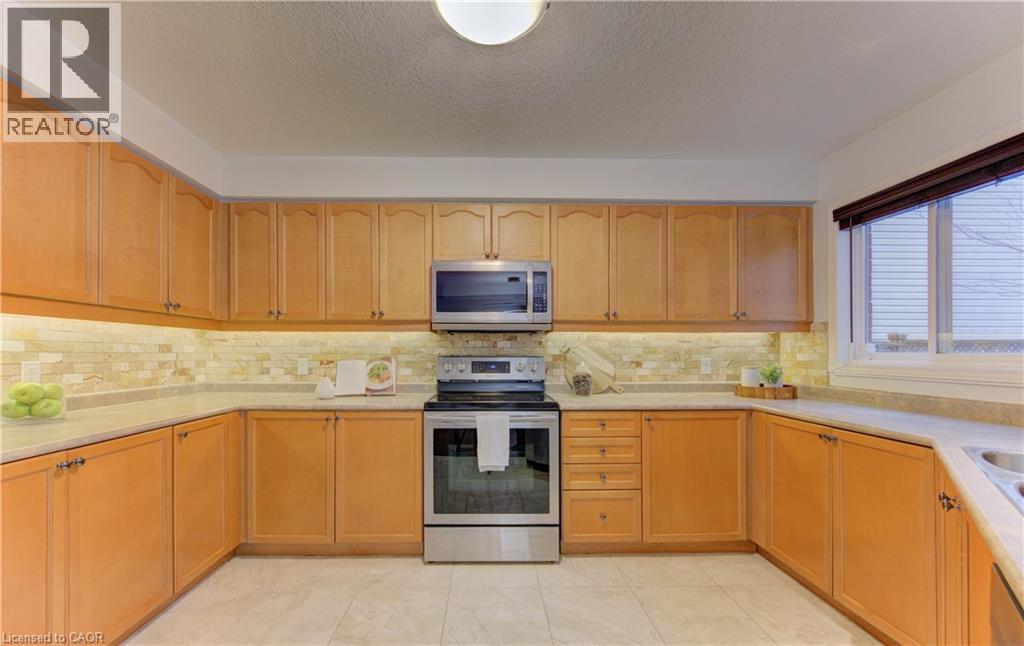 819 Grand Banks Drive, Waterloo, Ontario  N2K 4N2 - Photo 5 - 40813775