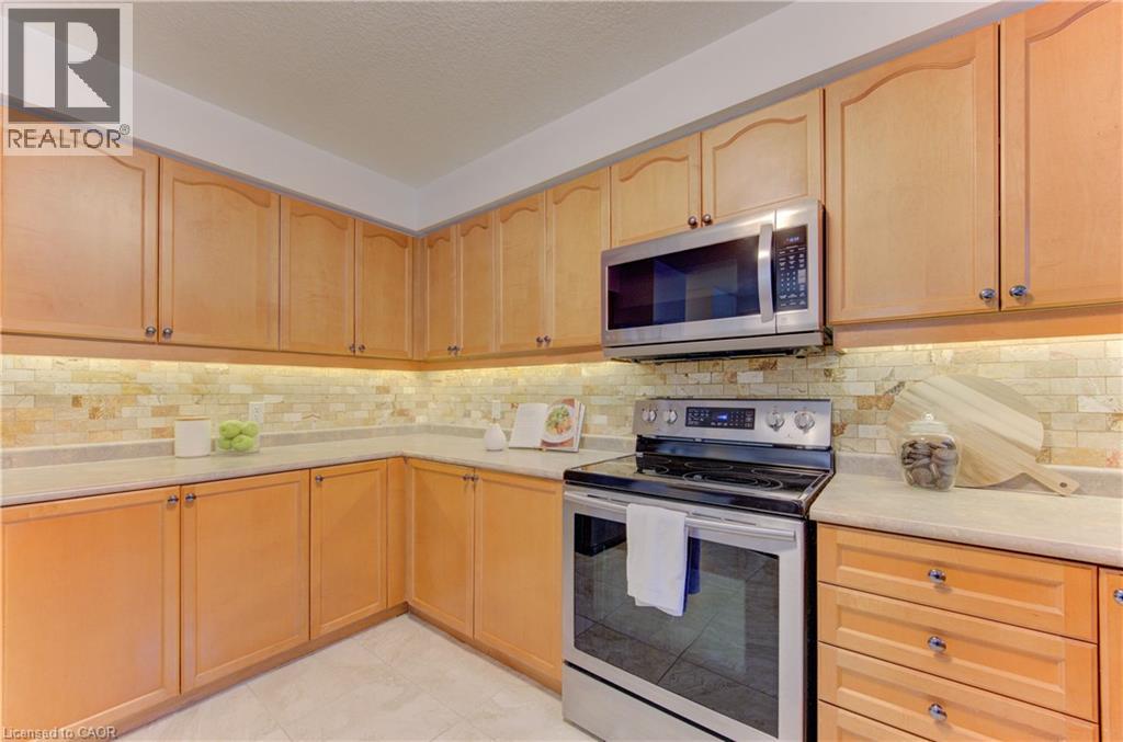 819 Grand Banks Drive, Waterloo, Ontario  N2K 4N2 - Photo 9 - 40813775