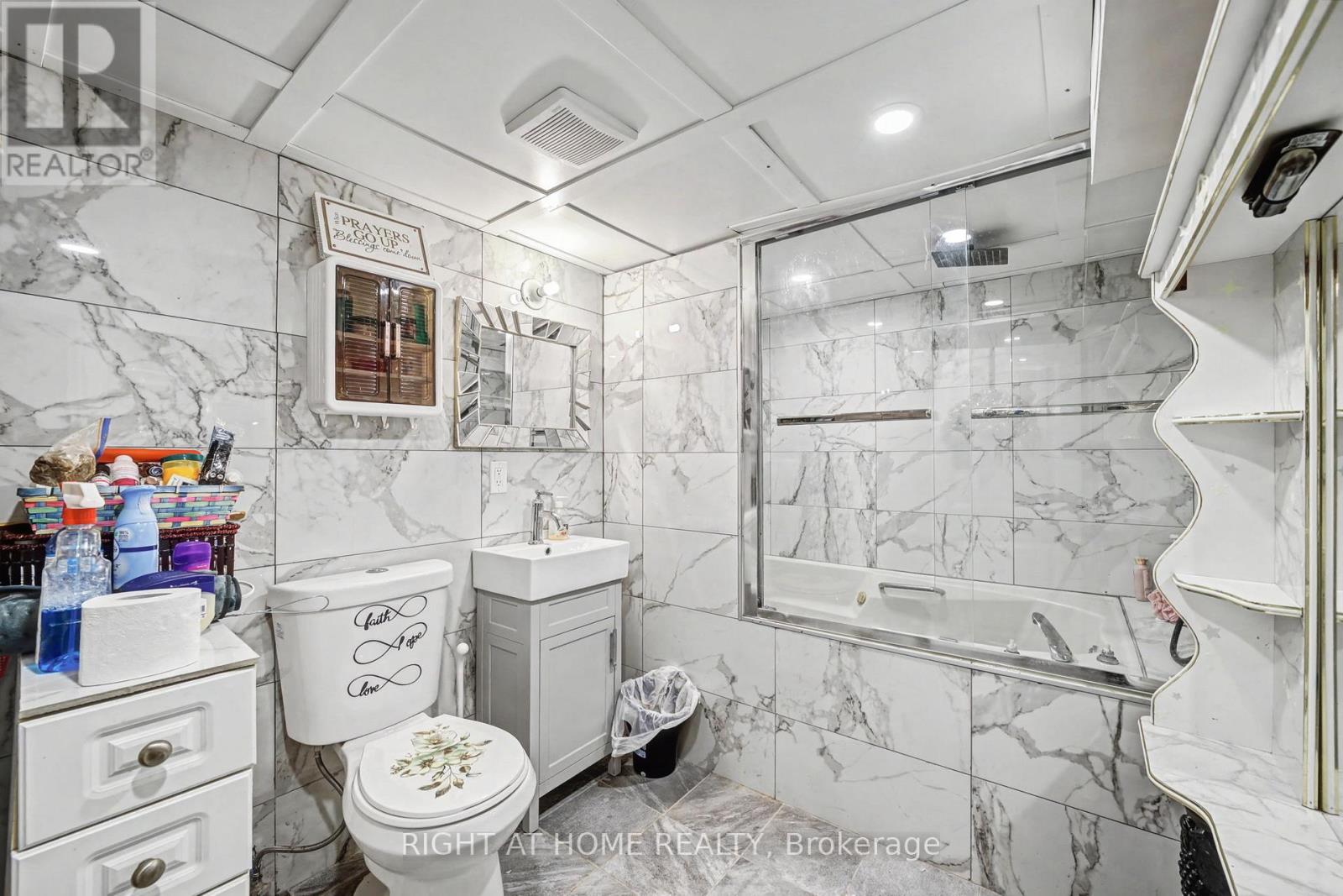 36 Berryman Avenue, St. Catharines, Ontario  L2R 3W9 - Photo 29 - X12912236