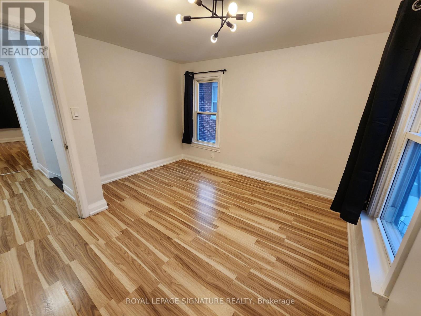 731 St Antoine Crescent, Windsor, Ontario  N9C 3H5 - Photo 3 - X12912238