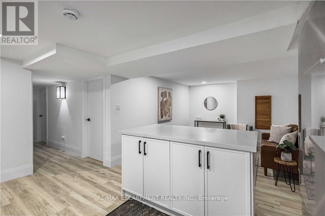 7 Swan Drive, St. Catharines, Ontario  L2T 2C2 - Photo 27 - X12912244