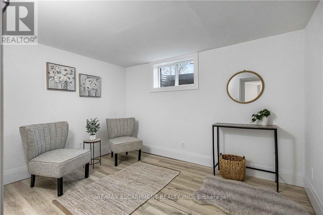 7 Swan Drive, St. Catharines, Ontario  L2T 2C2 - Photo 34 - X12912244