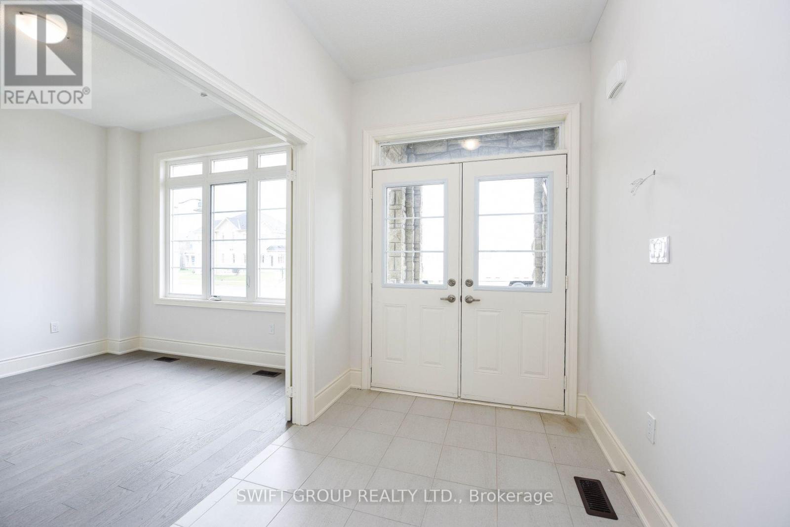 492 Skinner Road, Hamilton, Ontario  L8B 1Z9 - Photo 4 - X12912282