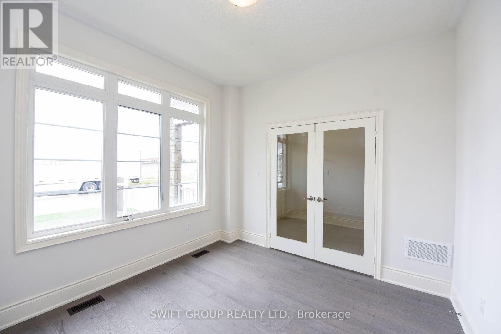 492 Skinner Road, Hamilton, Ontario  L8B 1Z9 - Photo 5 - X12912282