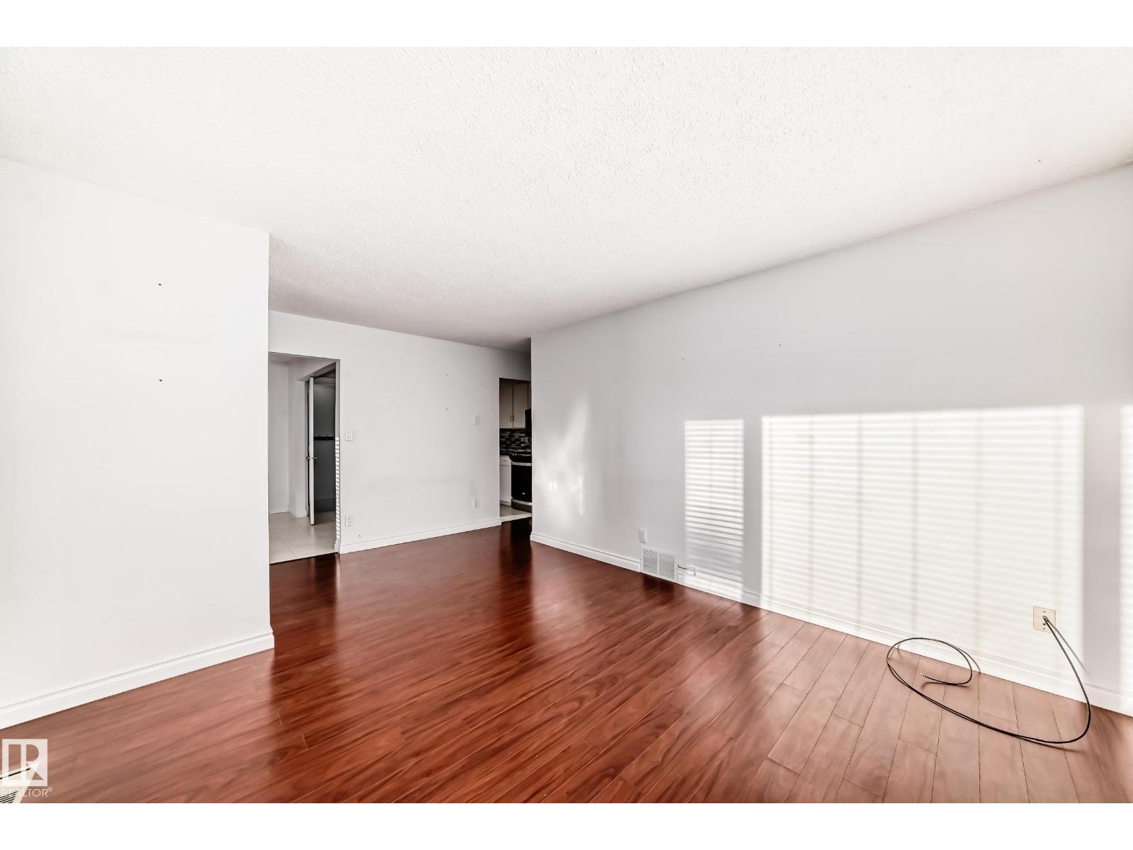 10037 173 Av Nw, Edmonton, Alberta  T5X 3Y1 - Photo 11 - E4478752