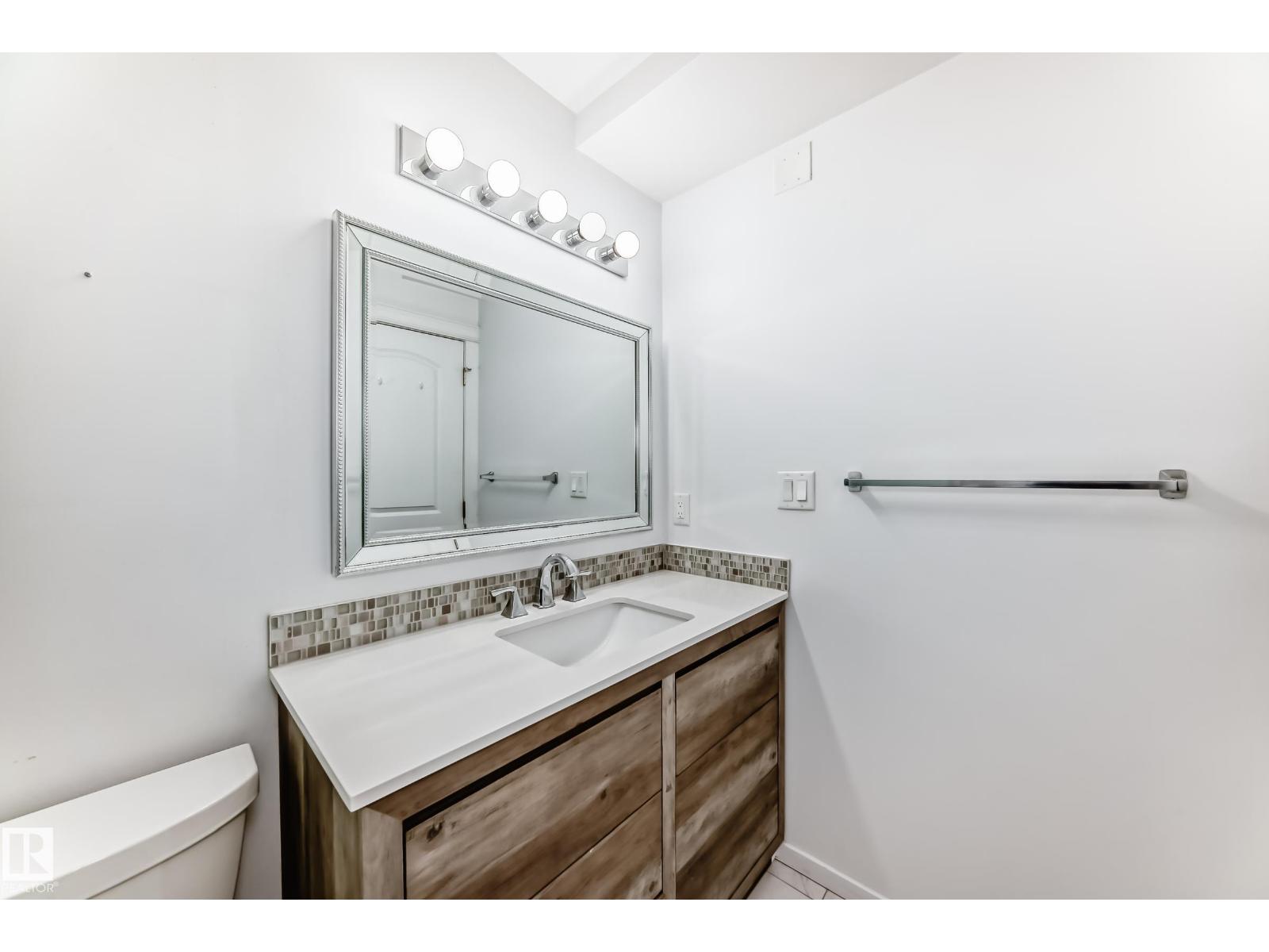 10037 173 Av Nw, Edmonton, Alberta  T5X 3Y1 - Photo 24 - E4478752