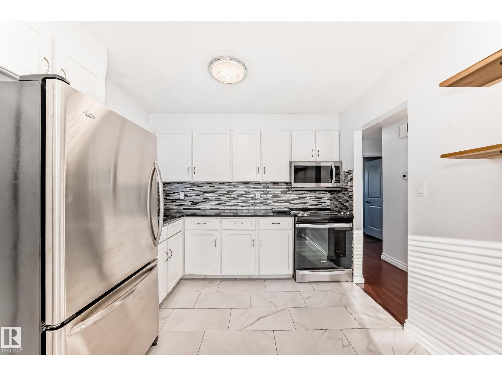 10037 173 Av Nw, Edmonton, Alberta  T5X 3Y1 - Photo 4 - E4478752