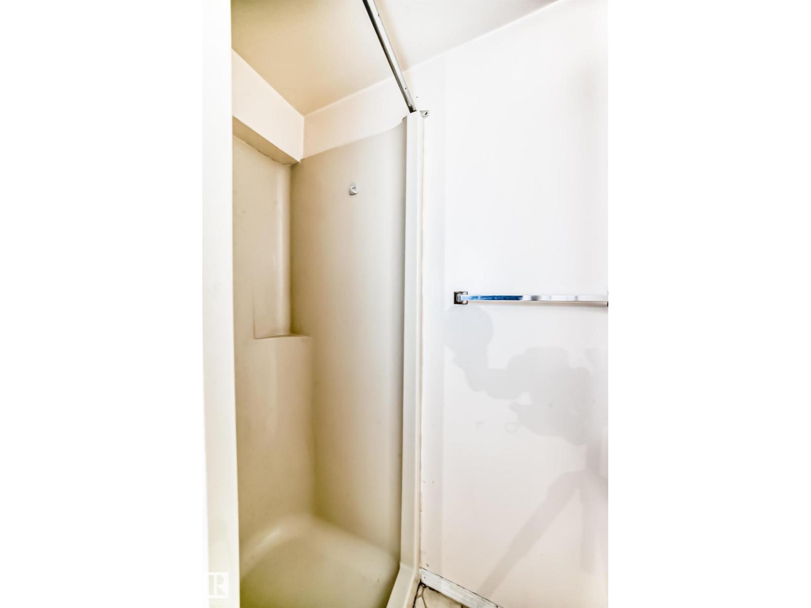 10037 173 Av Nw, Edmonton, Alberta  T5X 3Y1 - Photo 47 - E4478752