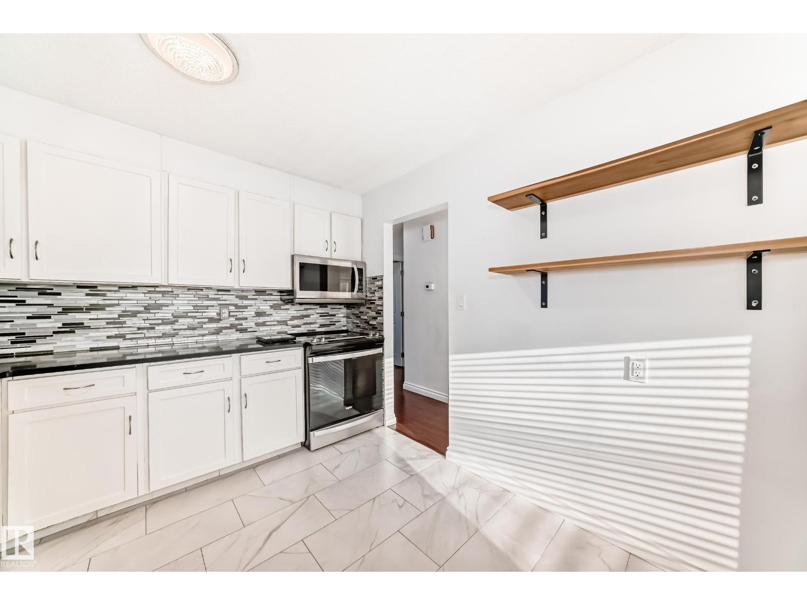 10037 173 Av Nw, Edmonton, Alberta  T5X 3Y1 - Photo 5 - E4478752