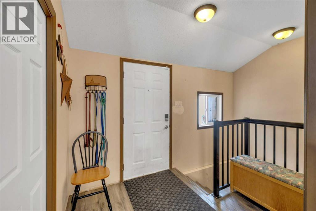 6312 48 Ave, Ponoka, Alberta  T4J 1K3 - Photo 12 - A2289324