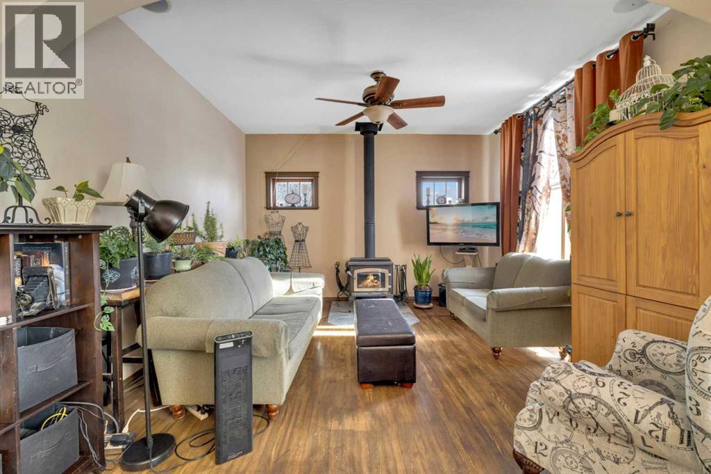 6312 48 Ave, Ponoka, Alberta  T4J 1K3 - Photo 24 - A2289324