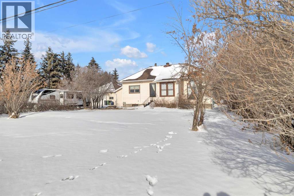 6312 48 Ave, Ponoka, Alberta  T4J 1K3 - Photo 39 - A2289324