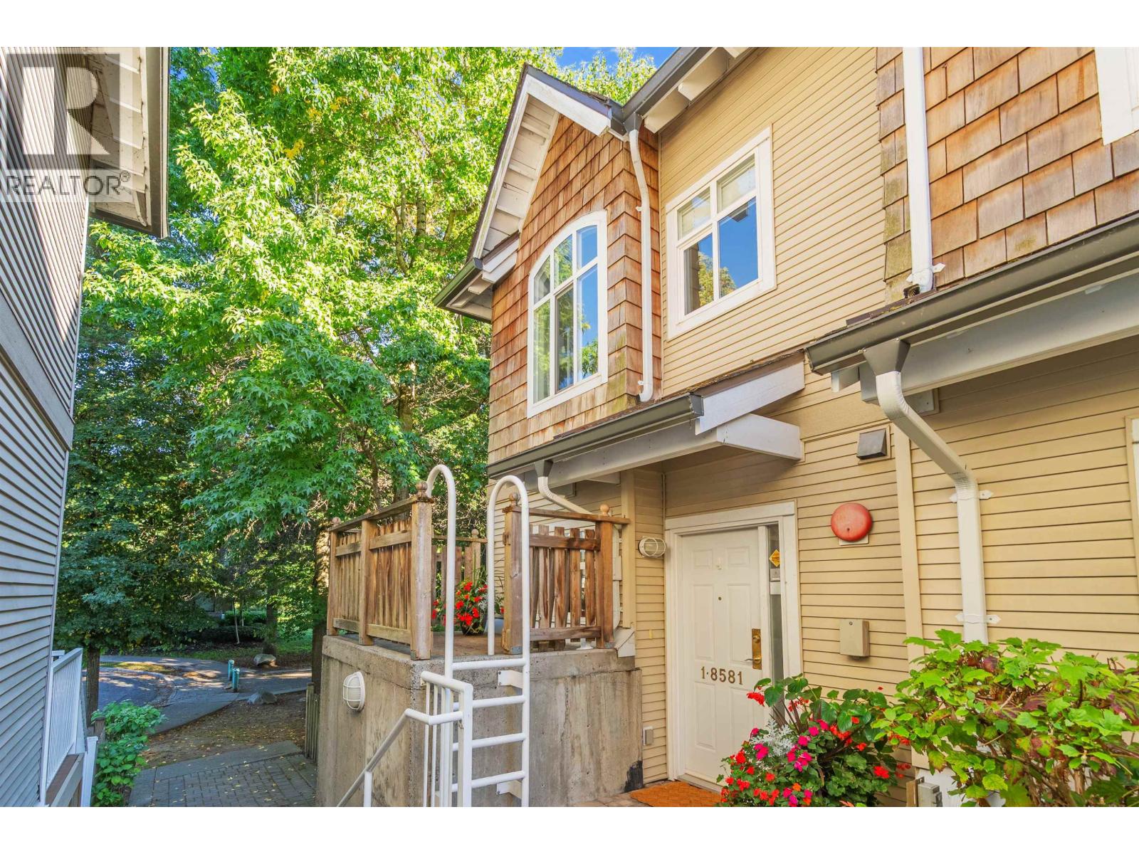 1 8581 Jellicoe Street, Vancouver, British Columbia  V5S 4T5 - Photo 5 - R3093101