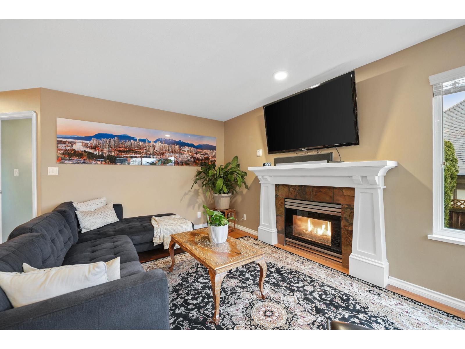 19066 63b Avenue, Surrey, British Columbia  V3S 8G5 - Photo 11 - R3102664