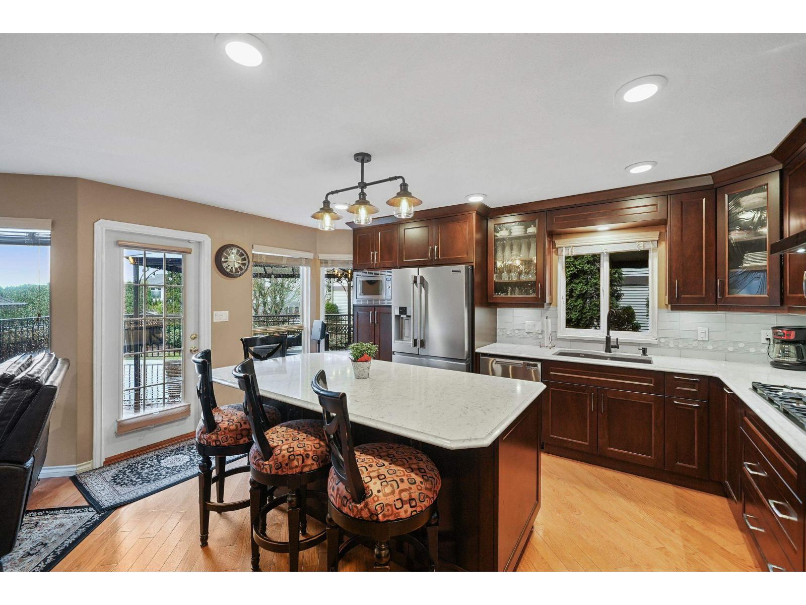 19066 63b Avenue, Surrey, British Columbia  V3S 8G5 - Photo 7 - R3102664