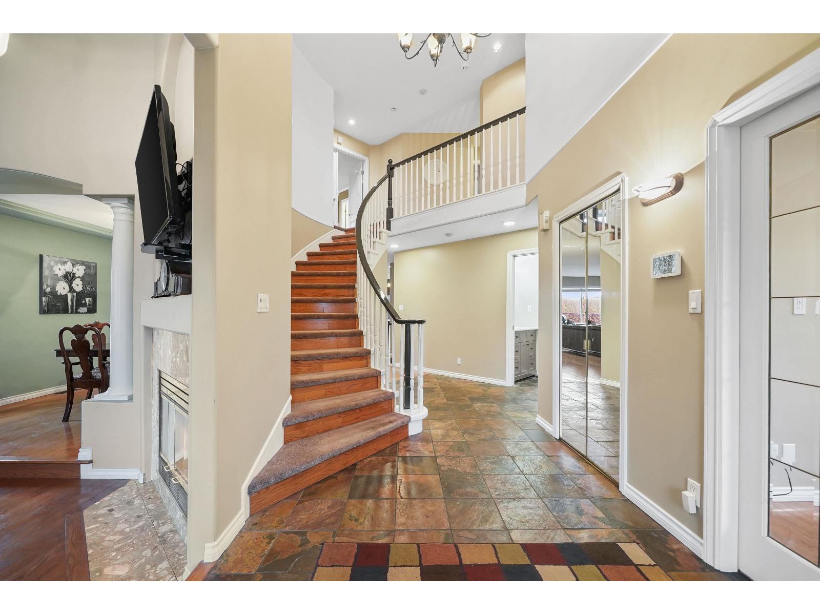 19066 63b Avenue, Surrey, British Columbia  V3S 8G5 - Photo 14 - R3102664