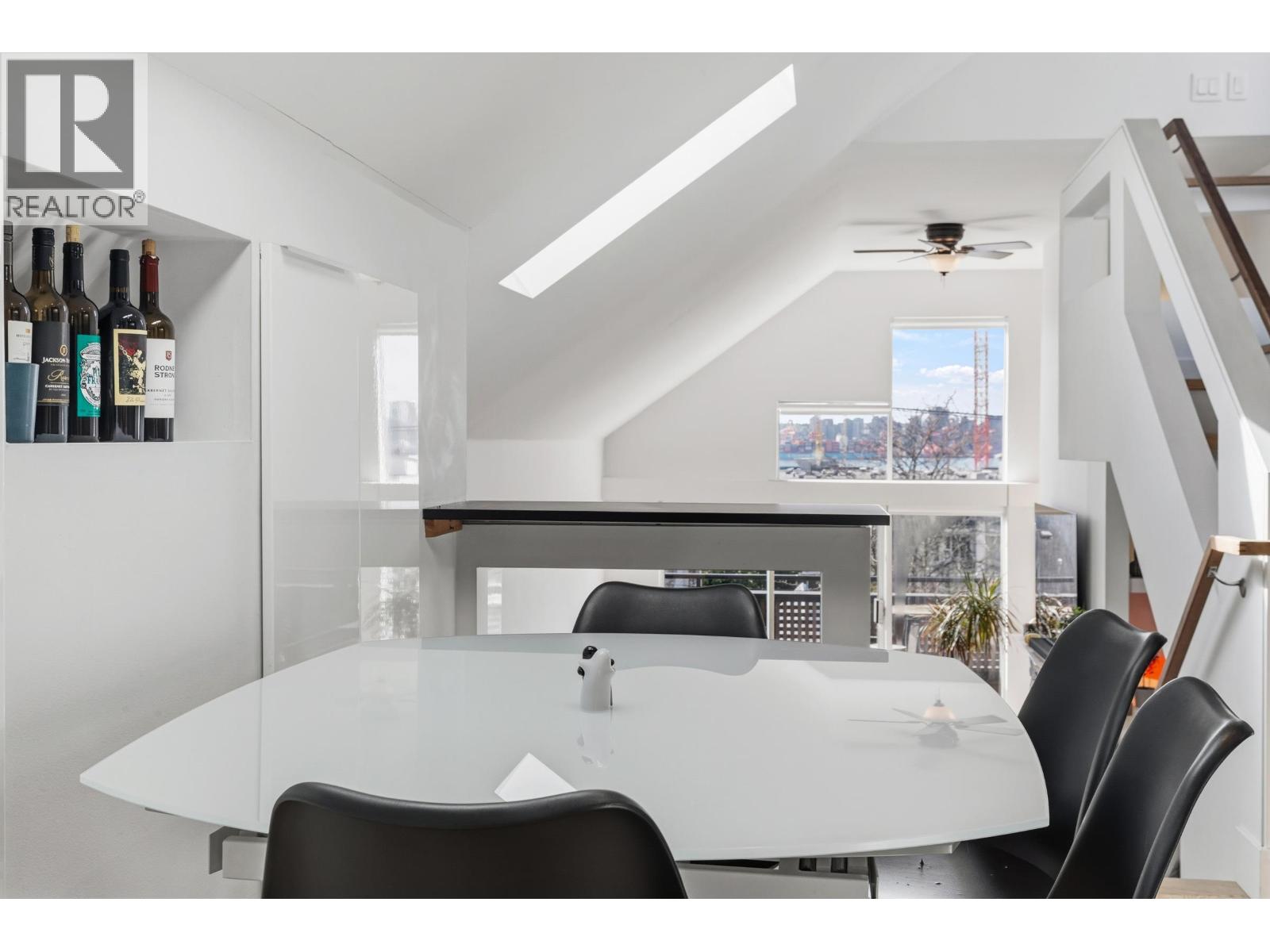 D 225 E 4th Street, North Vancouver, British Columbia  V7L 1J1 - Photo 8 - R3101485