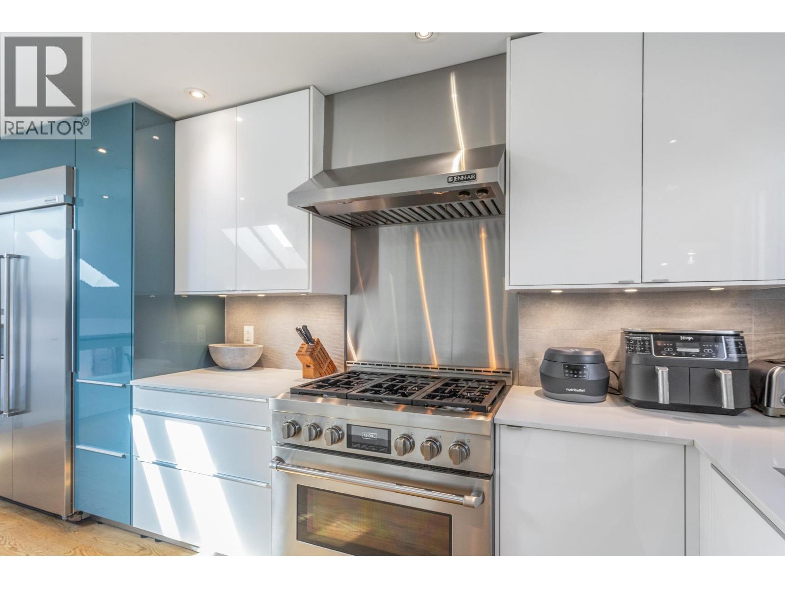 D 225 E 4th Street, North Vancouver, British Columbia  V7L 1J1 - Photo 6 - R3101485