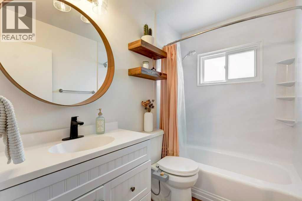 81 Healy Drive SW, Calgary, Alberta  T2V 2Z8 - Photo 18 - A2295637