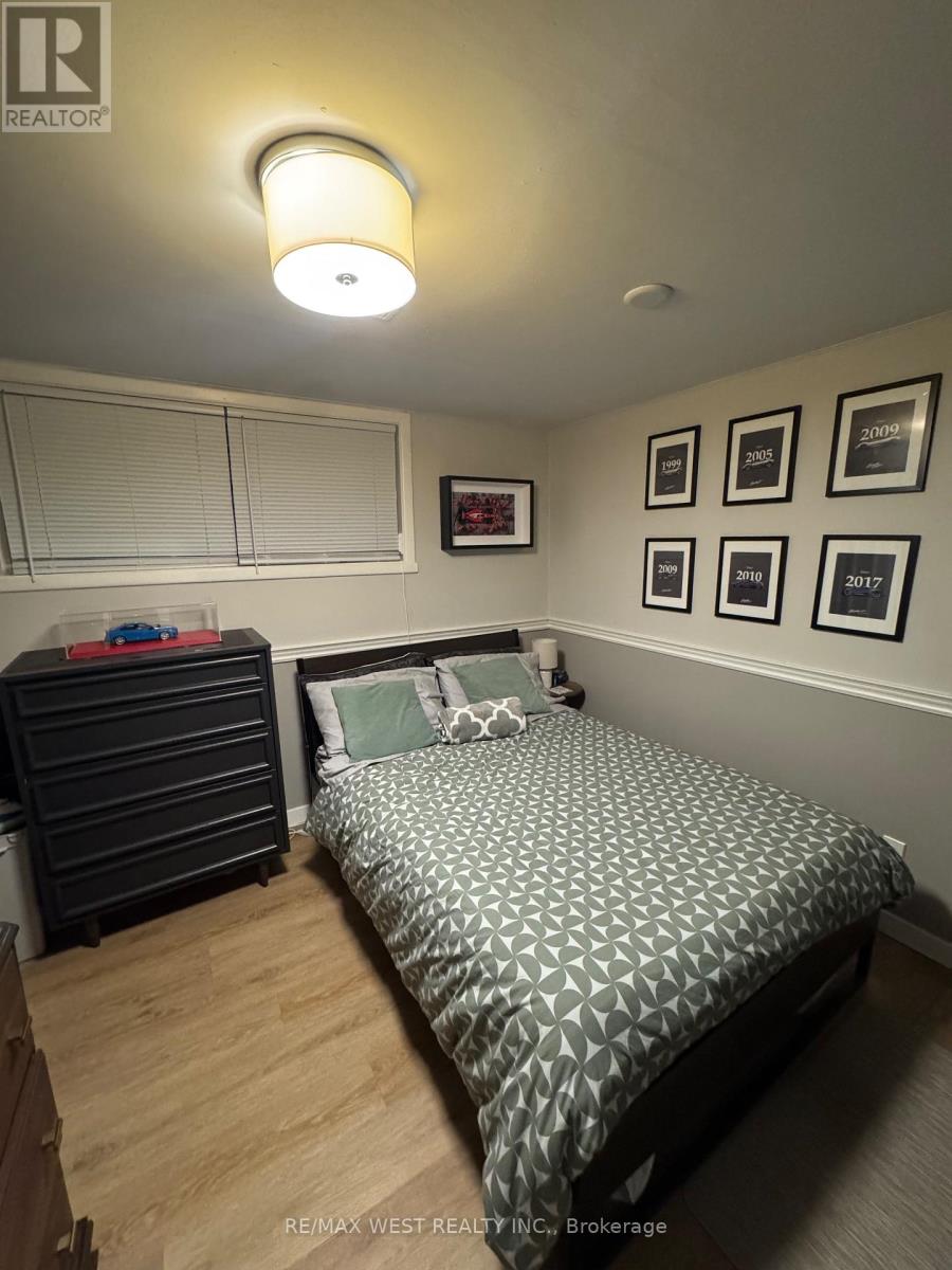 B2 - 35 Lilywood Road, Toronto, Ontario  M6B 1V6 - Photo 3 - W12912182