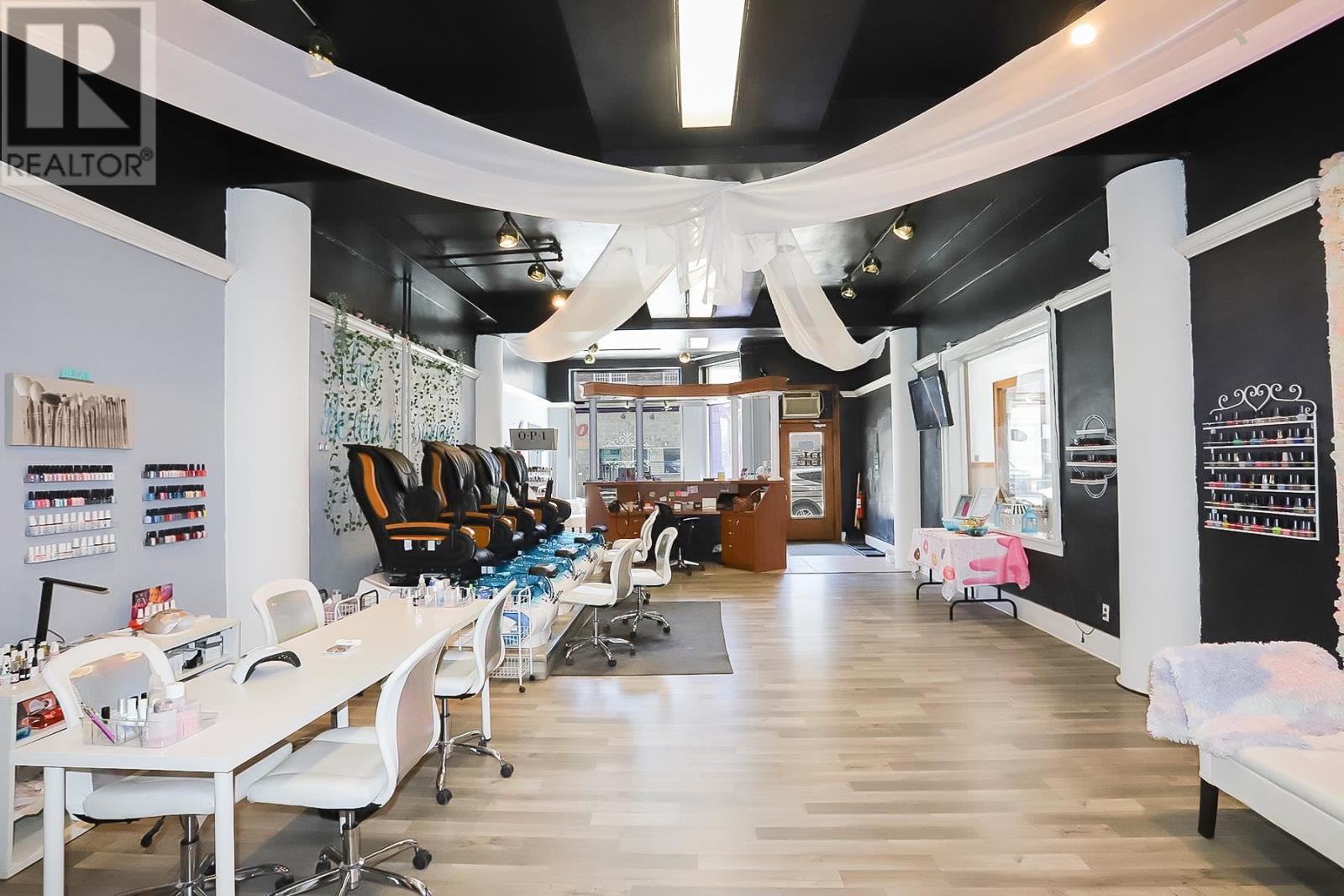 508-512 Queen St E, Sault Ste. Marie, Ontario  P6A 2A1 - Photo 19 - SM251204