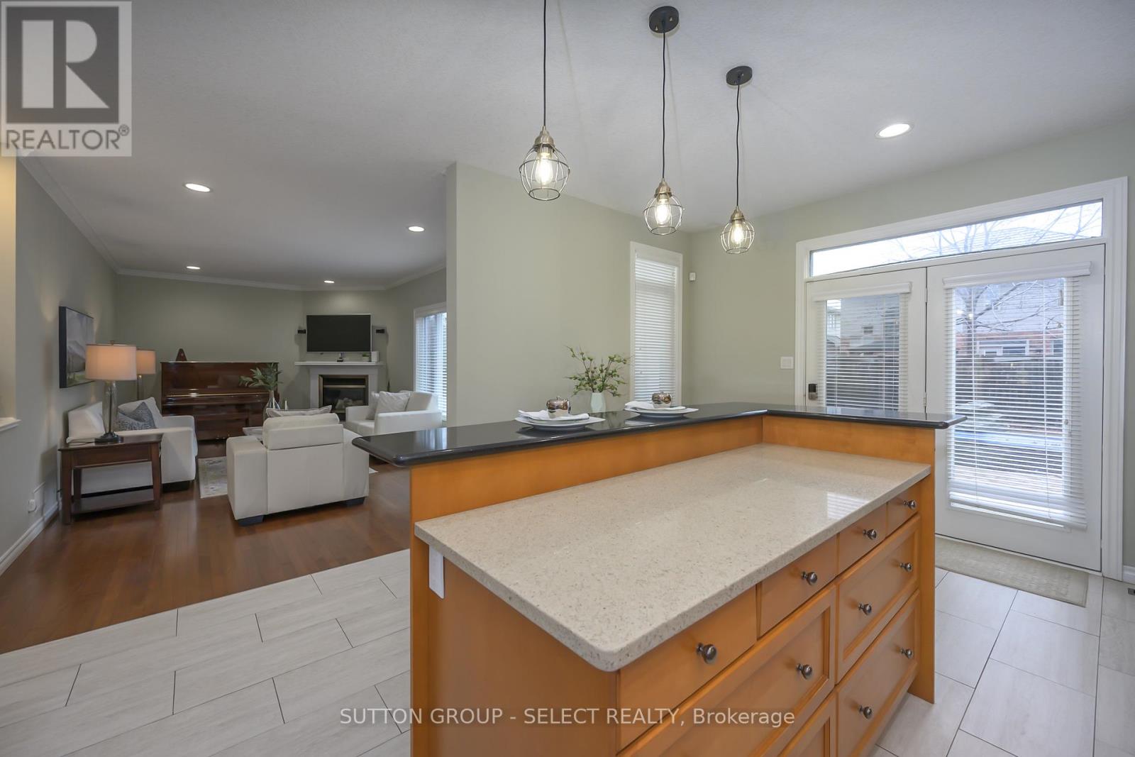 294 Berryhill Drive, London North, Ontario  N5X 4M4 - Photo 8 - X12912334