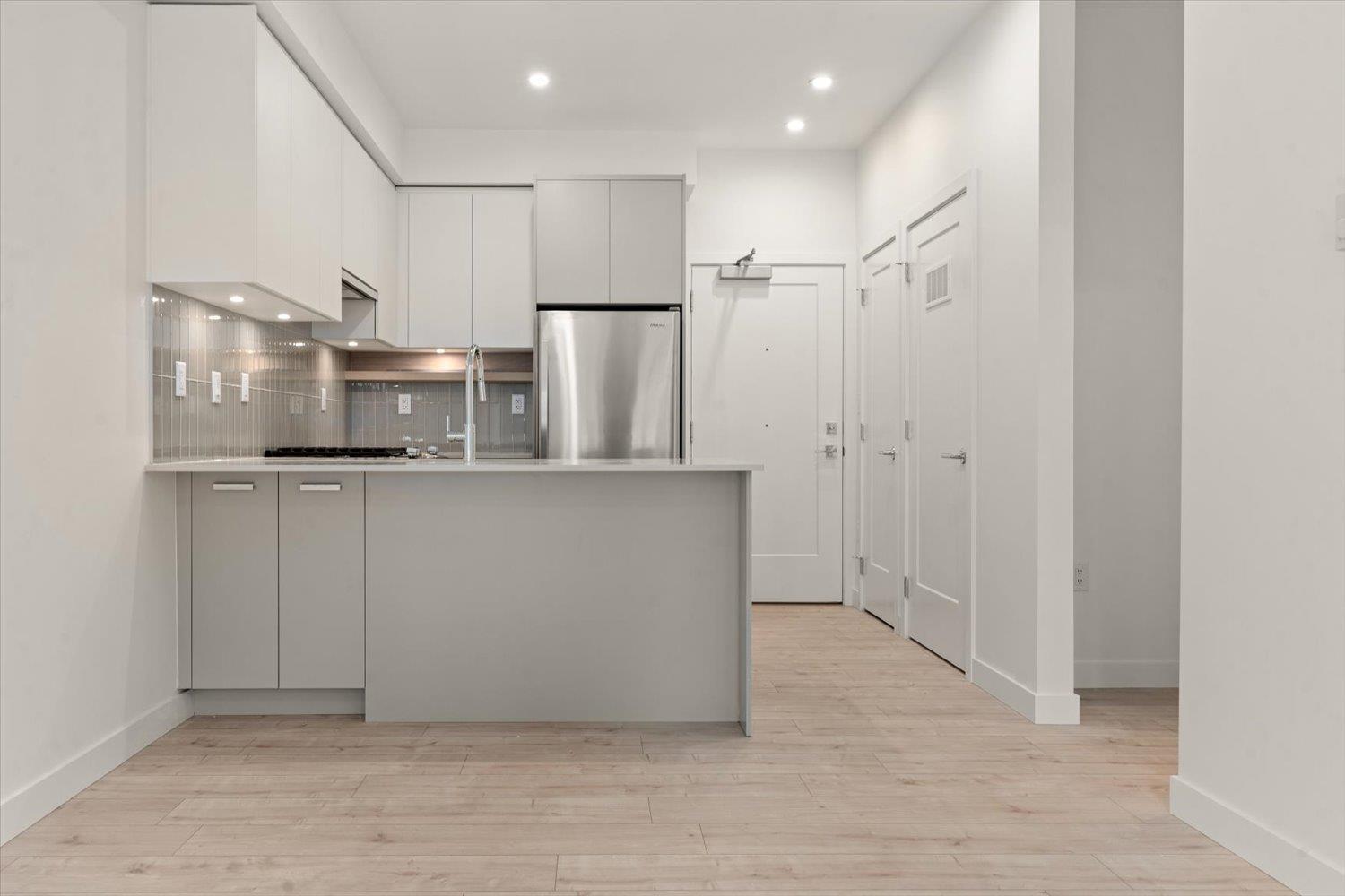 117 13777 75a Avenue, Surrey, British Columbia  V3W 3W4 - Photo 11 - R3092345