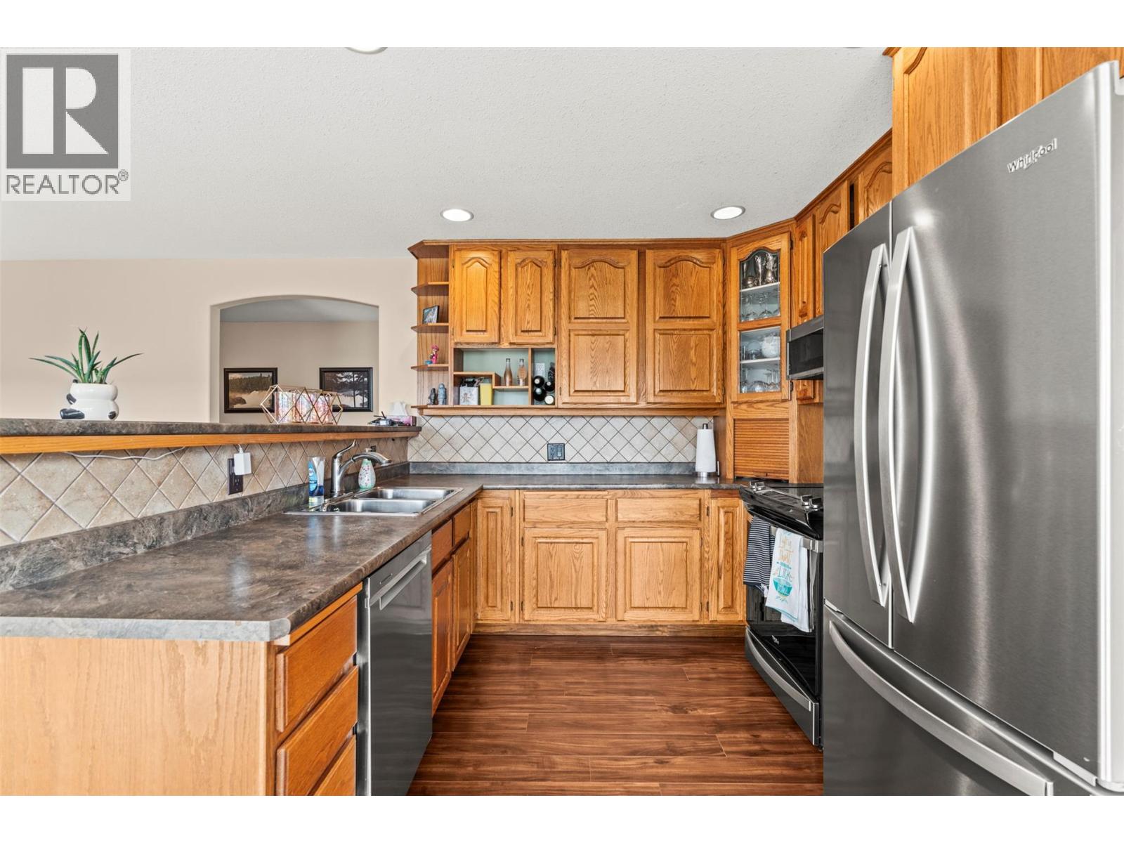 7064 Amber Drive, Vernon, British Columbia  V1H 1P4 - Photo 6 - 10379788