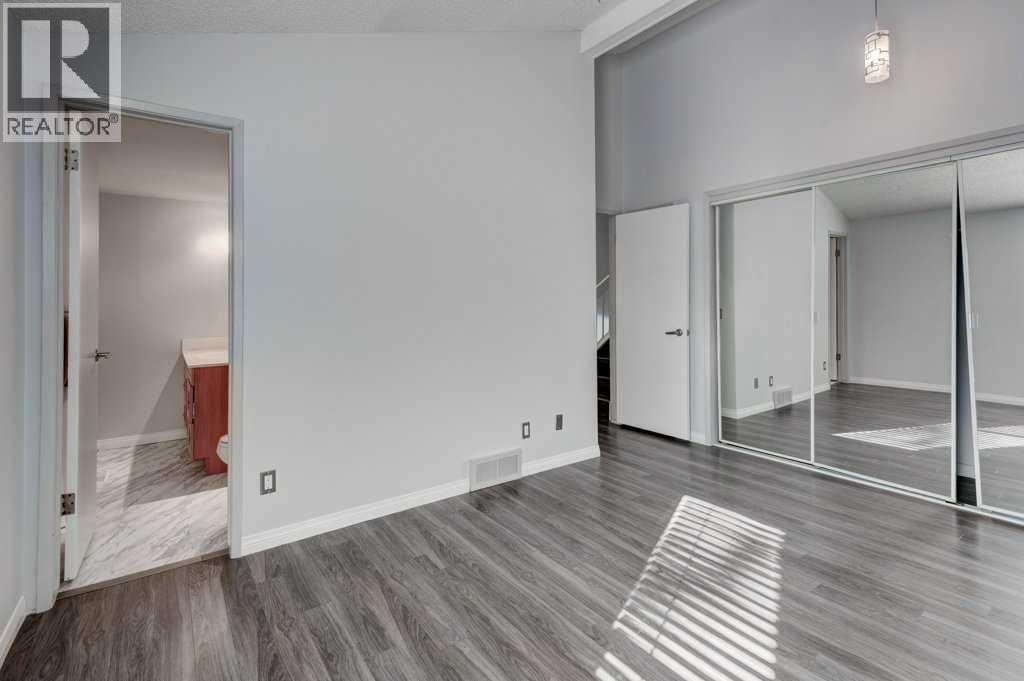 324 Brae Glen Road SW, Calgary, Alberta  T2W 1B6 - Photo 21 - A2290619